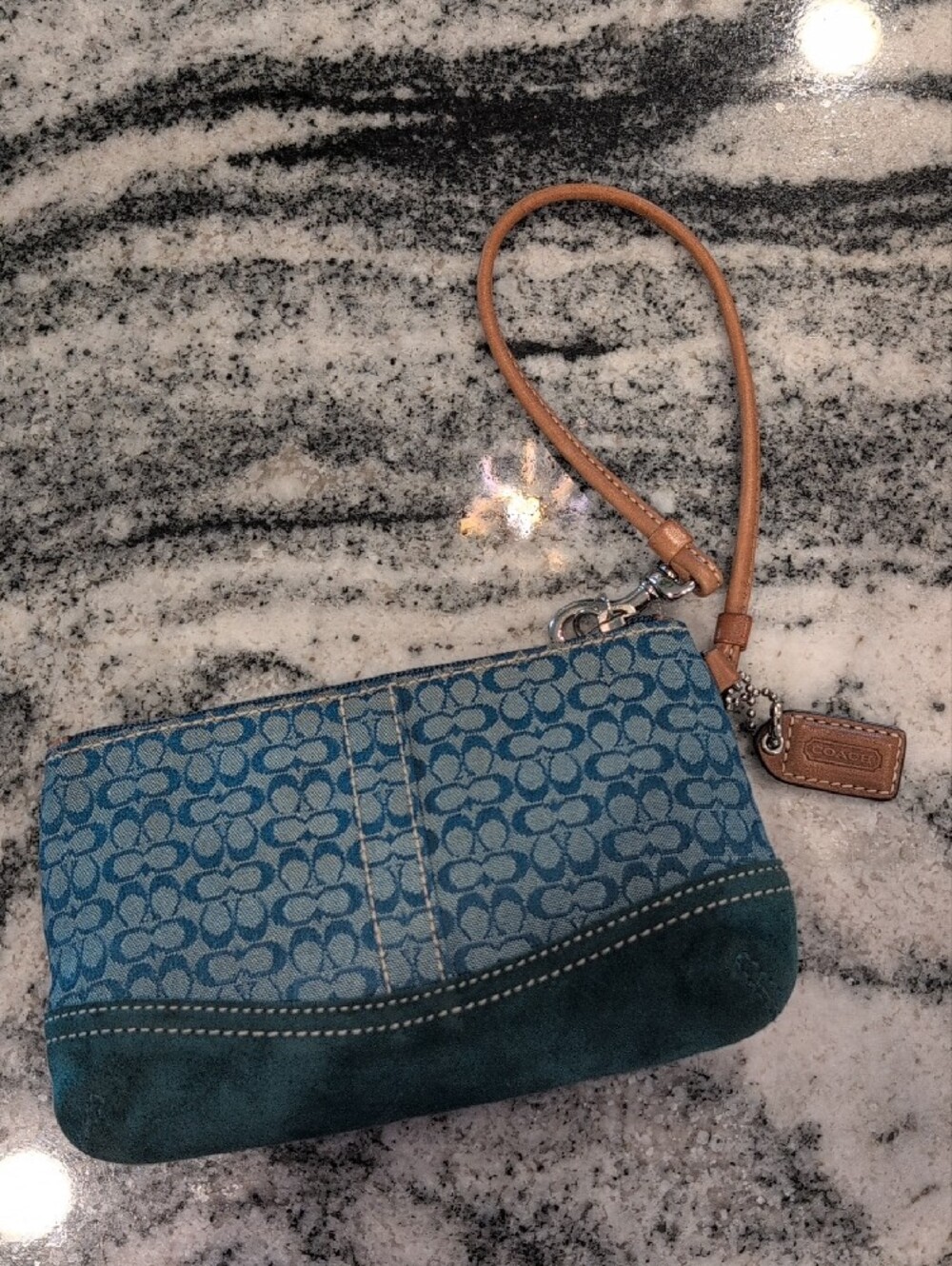 Coach Signature Jacquard & Suede Wristlet - Y2K - Picture 2 of 5